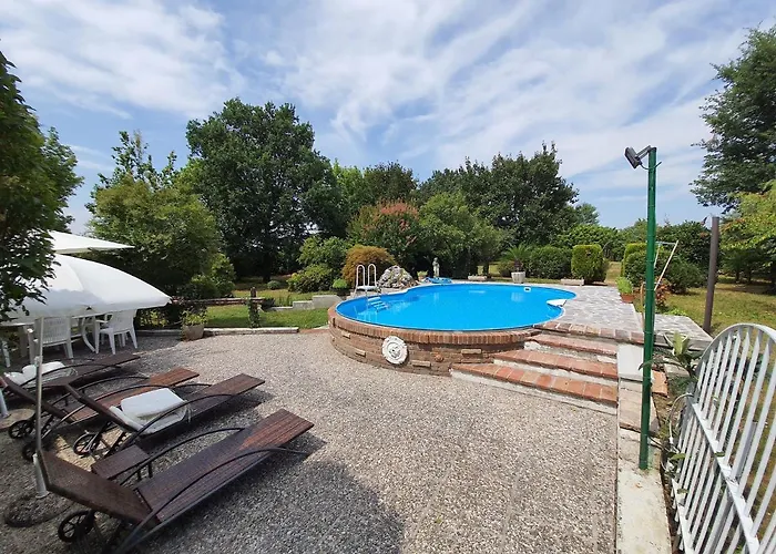 Il Giardino Della Musica Bed & Breakfast 4*