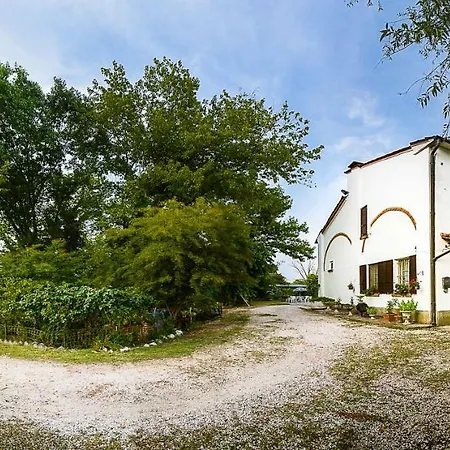 Alojamento de Acomodação e Pequeno-almoço Il Giardino Della Musica 4*